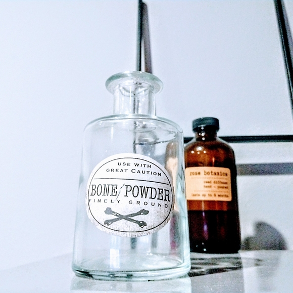 Target Accents New Rustic Target Bullseye Bone Powder Vase Bud